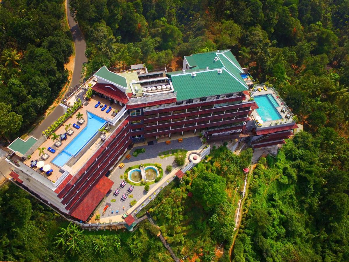 Hotel The Panoramic Getaway Munnar Zewnętrze zdjęcie Aerial view of the hotel